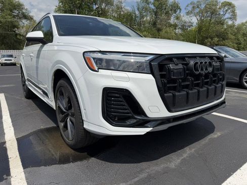 Used 2025 Audi Q7 3.0T Premium Plus w/ Premium Plus Package AWD/4WD image 1