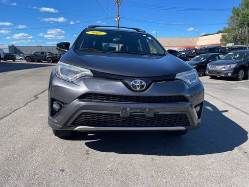 Used 2017 Toyota RAV4 SE AWD/4WD image 5