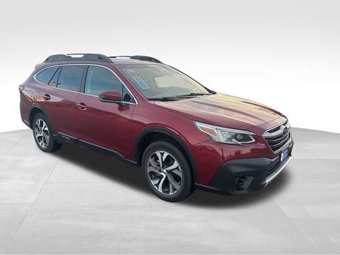 Used 2021 Subaru Outback Limited image 9