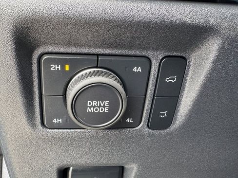 Certified 2025 Ford Expedition Max Active image 30