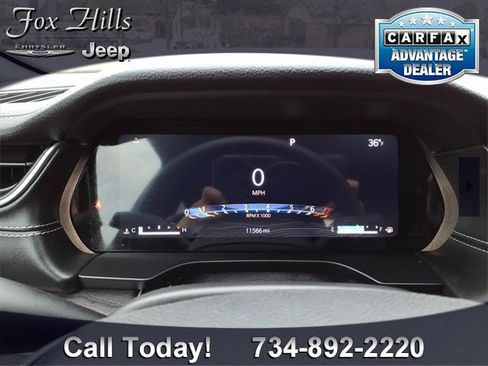 Used 2024 Jeep Grand Cherokee Limited image 19