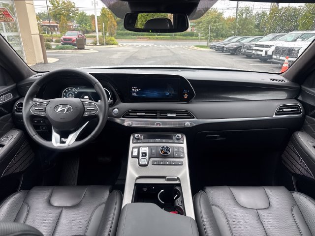 Used 2022 Hyundai Palisade Calligraphy w/ Winter Package AWD/4WD image 12