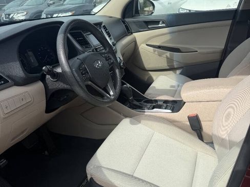 Used 2017 Hyundai Tucson SE w/ SE Popular Package 02 AWD/4WD image 9