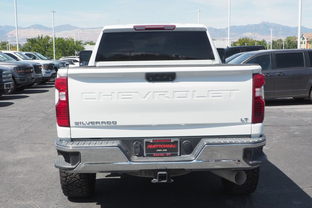 Used 2024 Chevrolet Silverado 2500 LT AWD/4WD image 6