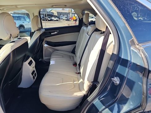 Used 2019 Ford Edge Titanium w/ Equipment Group 301A AWD/4WD image 25