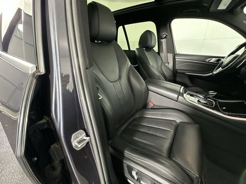 Used 2019 BMW X5 xDrive40i w/ Convenience Package image 31