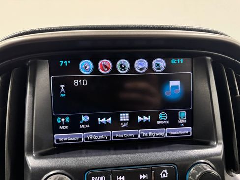 Used 2018 Chevrolet Colorado Z71 AWD/4WD image 5