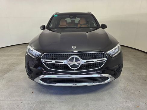New 2026 Mercedes-Benz GLC 300 image 2