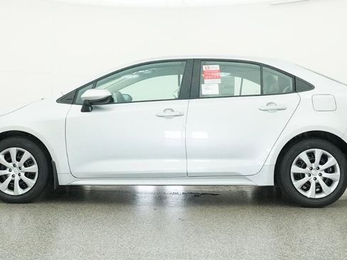 New 2026 Toyota Corolla LE image 9