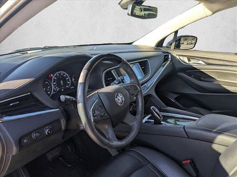 Used 2021 Buick Enclave Avenir w/ Avenir Technology Package image 10