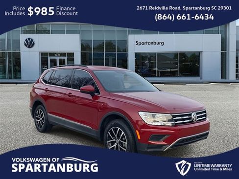 Used 2021 Volkswagen Tiguan SE image 1