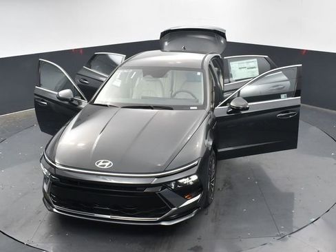 Used 2025 Hyundai Sonata SEL FWD image 37
