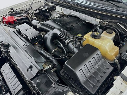 Used 2012 Ford F150 Lariat w/ Lariat Chrome Pkg image 31