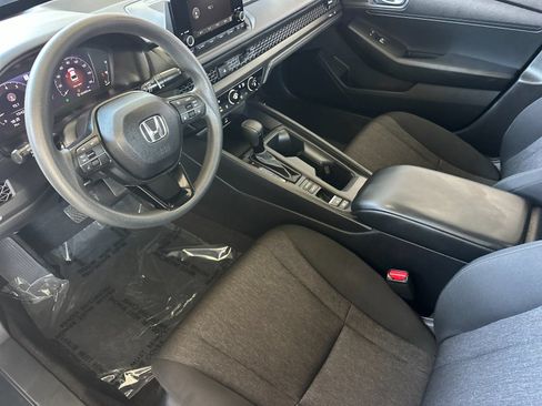 Used 2024 Honda Accord LX image 11