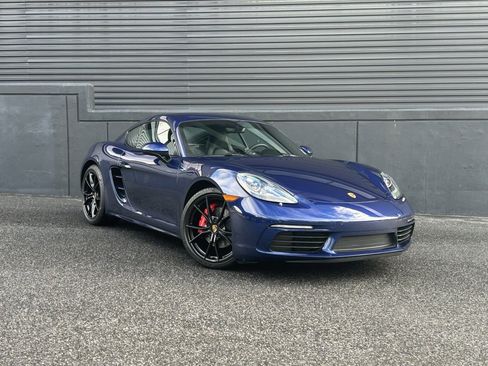 Certified 2025 Porsche 718 Cayman S image 12