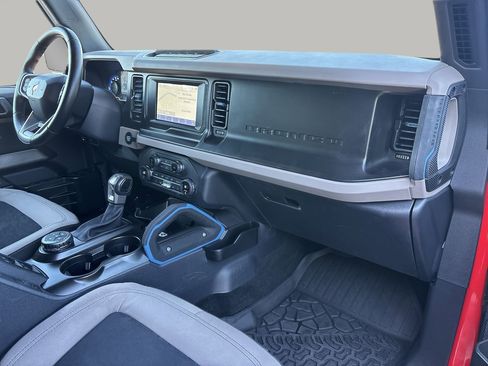 Certified 2023 Ford Bronco Wildtrak image 11