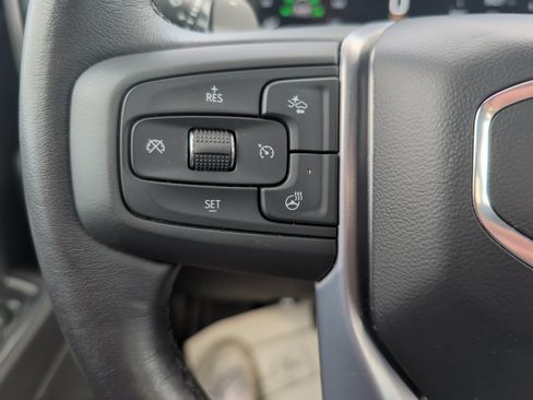 Used 2022 GMC Sierra 1500 SLT w/ SLT Convenience Package AWD/4WD image 19