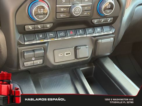 Used 2022 Chevrolet Silverado 2500 High Country w/ Technology Package image 39