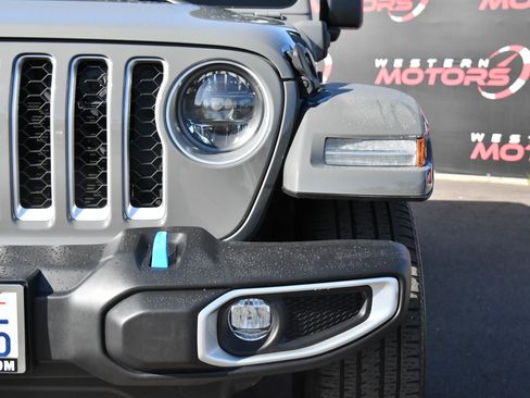 Used 2023 Jeep Wrangler Sahara w/ Cold Weather Group image 11