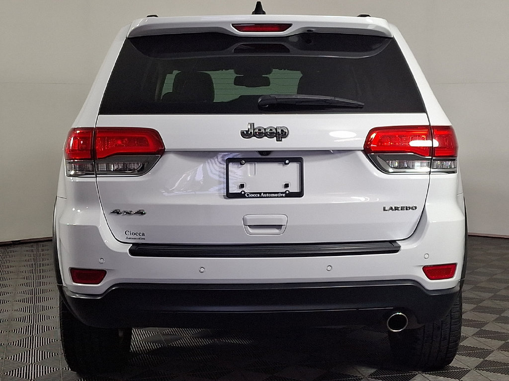 Used 2016 Jeep Grand Cherokee Laredo w/ Quick Order Package 23E AWD/4WD image 8