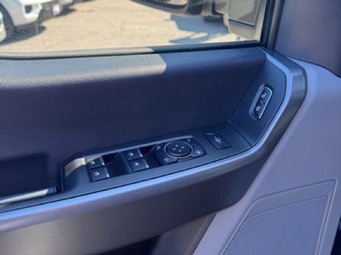 Used 2024 Ford F250 XLT w/ FX4 Off-Road Package image 10