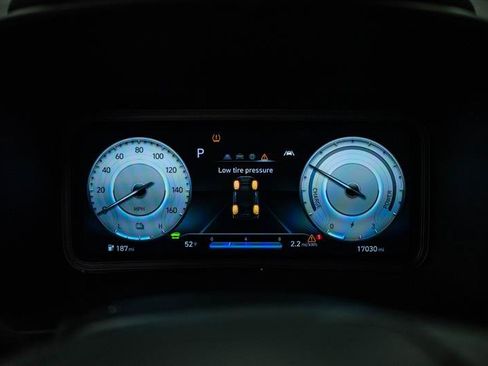 Used 2023 Hyundai Kona SE FWD image 17