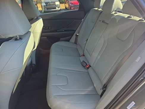 New 2026 Hyundai Elantra Limited FWD image 22