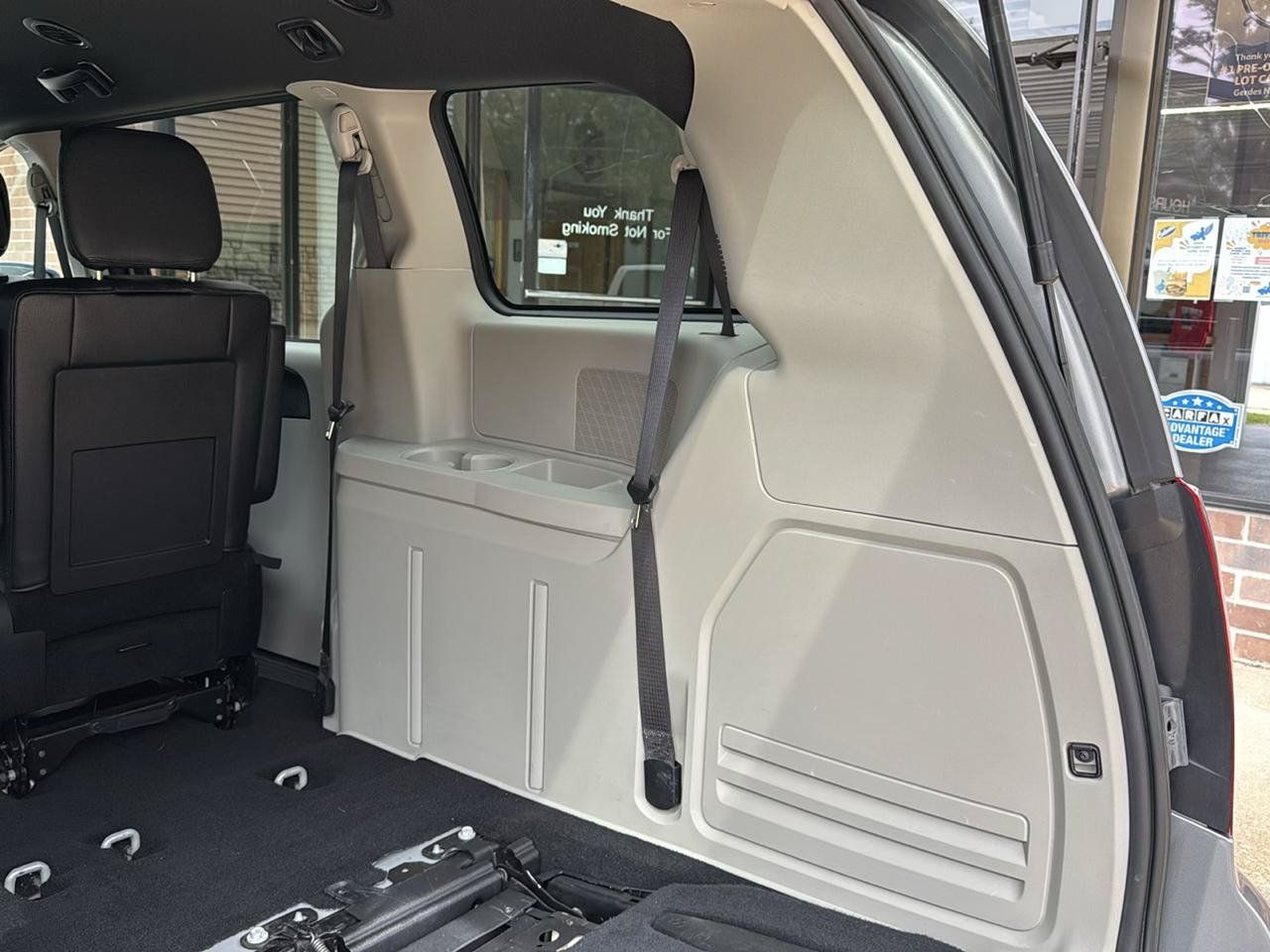 Used 2019 Dodge Grand Caravan SXT FWD image 22
