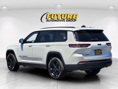 Used 2023 Jeep Grand Cherokee L Laredo AWD/4WD image 7
