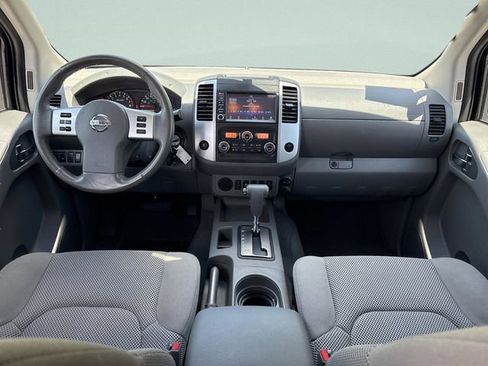 Used 2019 Nissan Frontier SV w/ Value Truck Package RWD image 19