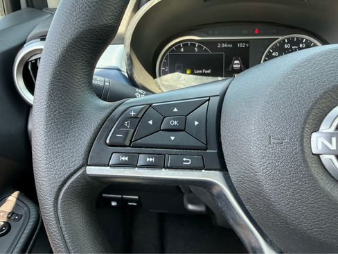 Used 2025 Nissan Versa SV w/ Trunk Package FWD image 25