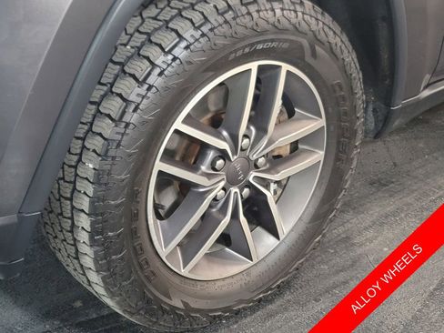 Used 2021 Jeep Grand Cherokee Limited image 6