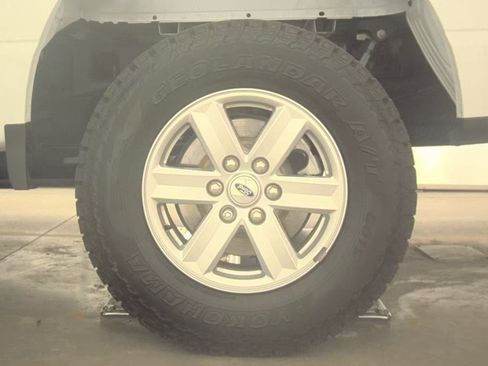 Used 2023 Ford F150 XLT w/ Trailer Tow Package image 12