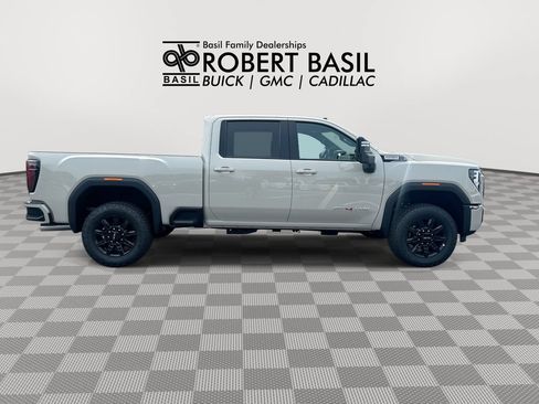 New 2026 GMC Sierra 2500 AT4 w/ AT4 Premium Plus Package AWD/4WD image 9
