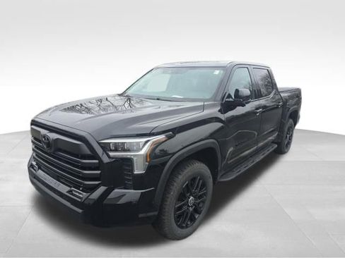 Used 2024 Toyota Tundra Limited image 15