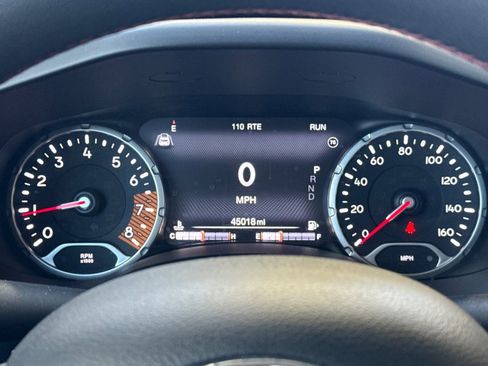 Used 2023 Jeep Renegade Trailhawk AWD/4WD image 24