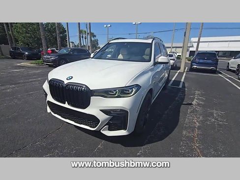 Used 2021 BMW X7 xDrive40i w/ M Sport Package image 19