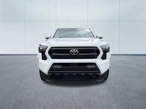 Used 2025 Toyota Tacoma SR5 RWD image 3