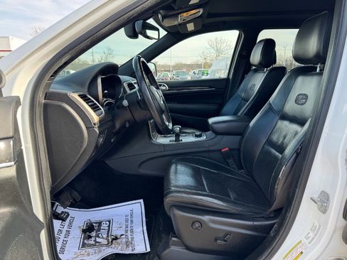 Used 2014 Jeep Grand Cherokee Overland image 15