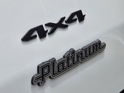 New 2026 Jeep Cherokee Laredo image 14