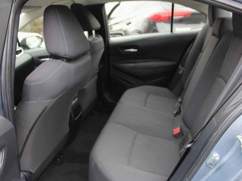 Used 2021 Toyota Corolla LE image 25