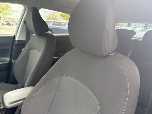 Certified 2024 Hyundai Kona SEL AWD/4WD image 12