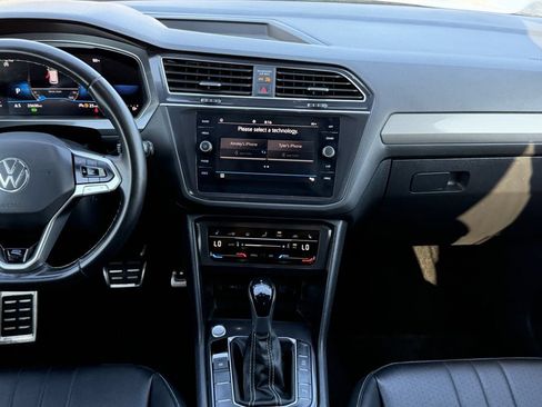 Used 2023 Volkswagen Tiguan SE R-Line FWD image 14