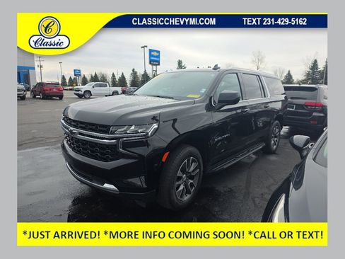 Used 2023 Chevrolet Suburban LS AWD/4WD image 1