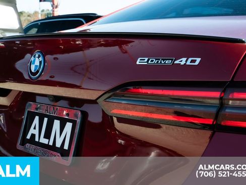 Used 2024 BMW i5 eDrive40i w/ M Sport Package image 7