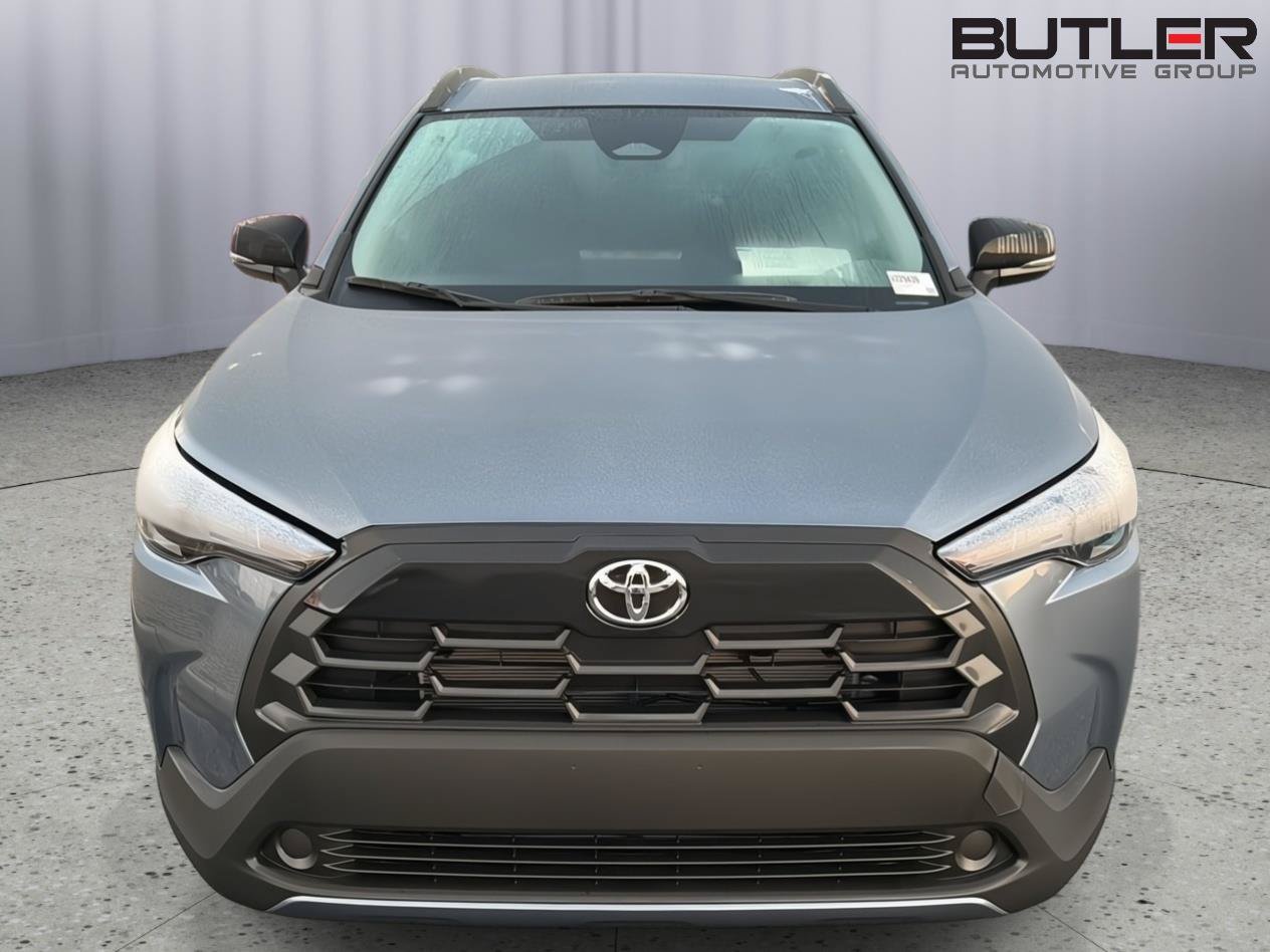 New 2026 Toyota Corolla Cross LE FWD image 9