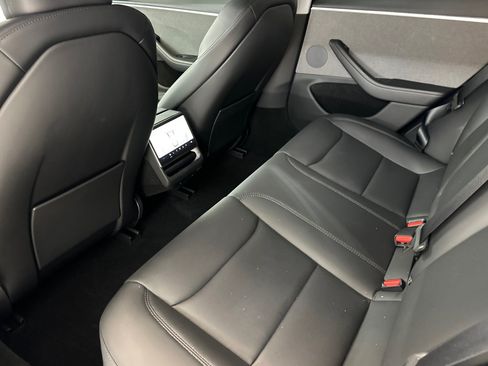 Used 2025 Tesla Model 3 Long Range RWD image 20