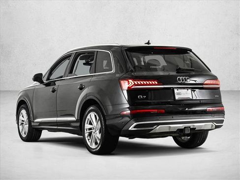Used 2020 Audi Q7 3.0T Premium Plus w/ Premium Plus Package AWD/4WD image 8