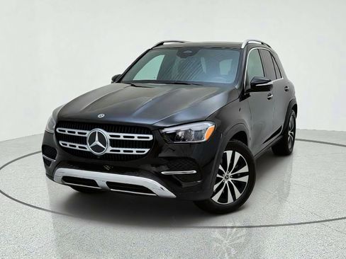Used 2026 Mercedes-Benz GLE 450e 4MATIC image 2