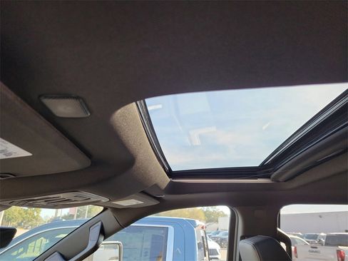 New 2026 GMC Sierra 3500 AT4 w/ AT4 Premium Plus Package image 30